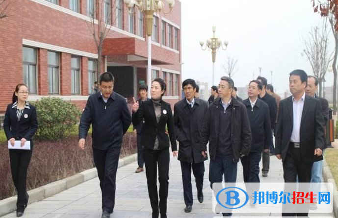 渭南高中中專學校