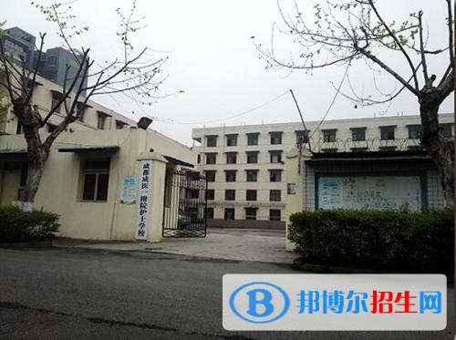 成都成醫(yī)一附院護士學校地址在哪里