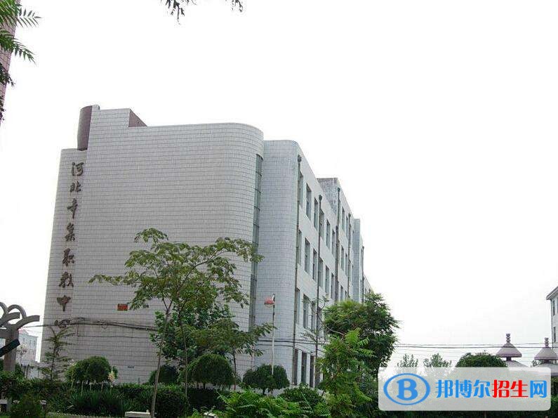 石家莊初中畢業(yè)上中專學校好嗎
