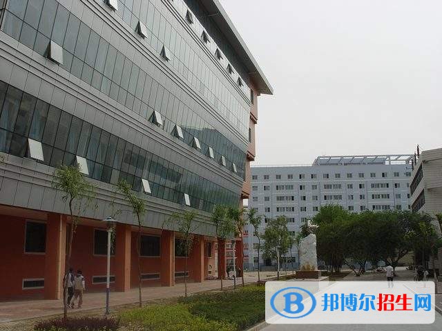 蘭州讀什么中專學校比較好