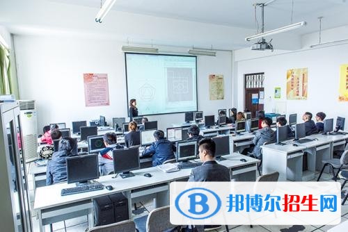 河北去讀中專學(xué)校學(xué)什么對以后好一點