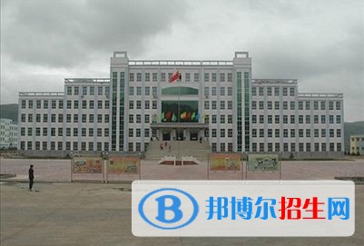 白銀初中畢業(yè)讀中專學(xué)校