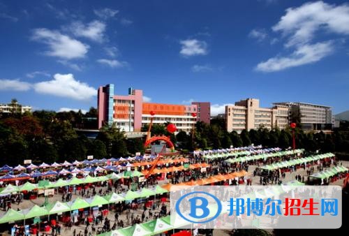 廣西職業(yè)技術學院單招2019年單獨招生報名條件、招生要求、招生對象