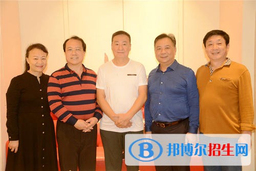 廣西教育學(xué)院?jiǎn)握?019年單獨(dú)招生報(bào)名條件、招生要求、招生對(duì)象