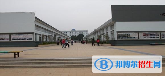 云南經(jīng)貿(mào)外事職業(yè)學(xué)院五年制大專2019年報(bào)名條件、招生要求、招生對象