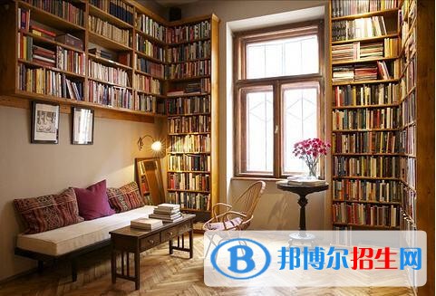 四川初中畢業(yè)報(bào)什么中專(zhuān)學(xué)校最好