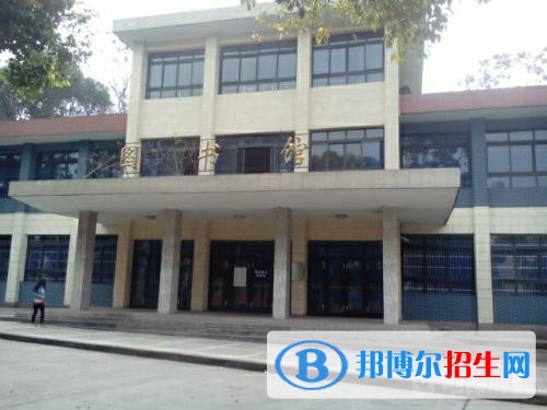 重慶三峽職業(yè)學(xué)院五年制大專2019年招生辦聯(lián)系電話