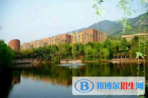 重慶機電職業(yè)技術學院五年制大專2019年招生辦聯(lián)系電話