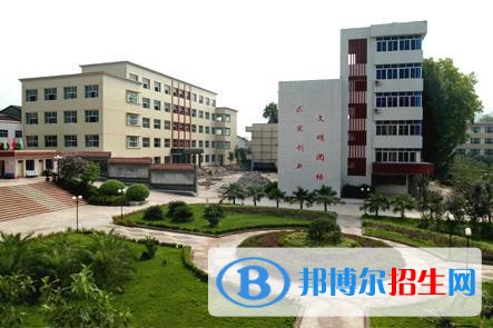重慶開縣巨龍中等職業(yè)技術(shù)學(xué)校專業(yè)設(shè)置，就業(yè)方向
