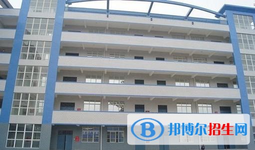 重慶市萬州第一職業(yè)高級中學(xué)專業(yè)設(shè)置，辦學(xué)優(yōu)勢