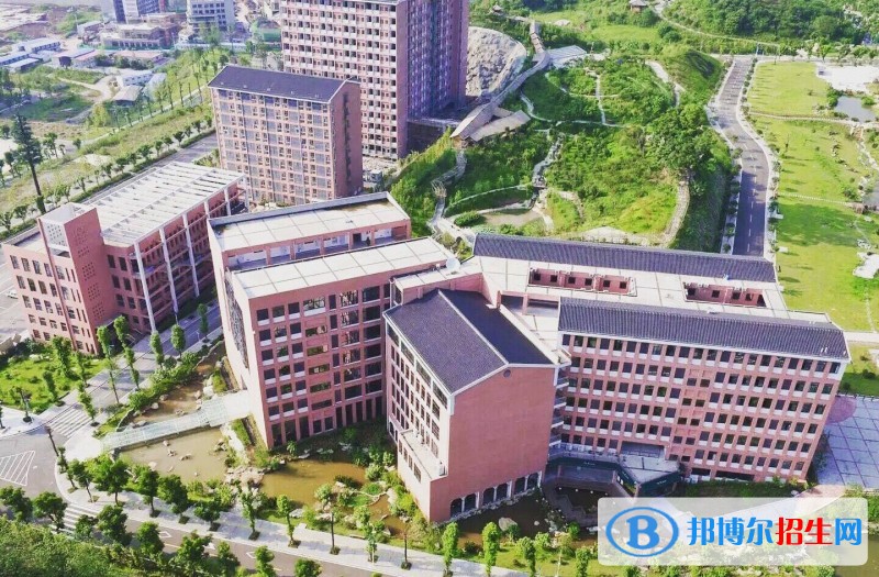 重慶文化藝術(shù)職業(yè)學(xué)院特色專業(yè) 收費(fèi)情況