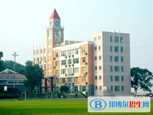 重慶航天職業(yè)技術(shù)學(xué)院收費(fèi)情況，資助政策