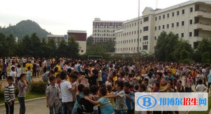 黔西南州賽文學(xué)校2019年學(xué)費、收費多少