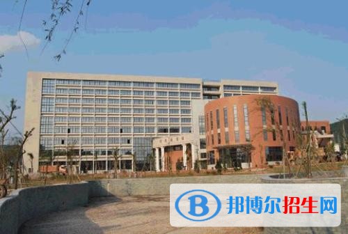 廈門華廈職業(yè)學(xué)院?jiǎn)握?019年單獨(dú)招生報(bào)名時(shí)間、網(wǎng)址入口