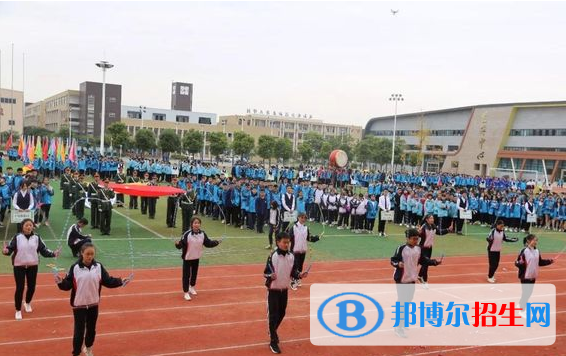 成都市工程職業(yè)技術學校2