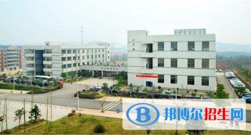 長沙高中是中專嗎