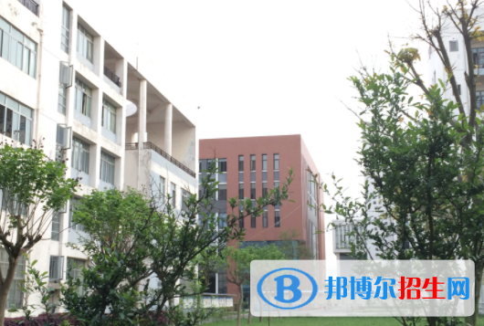 四川金堂職業(yè)高級中學(xué)4