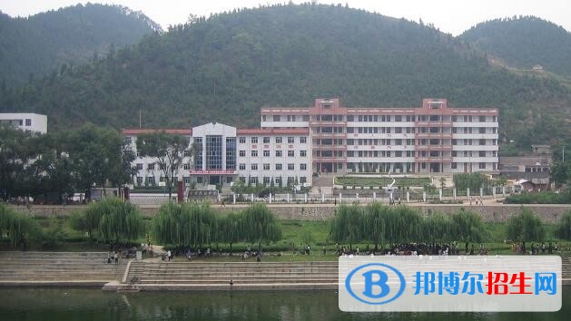 麻江下司民族中學(xué)2020年招生簡(jiǎn)章