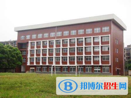 長沙女孩子中專學什么專業(yè)好找工作