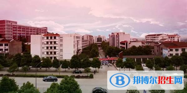 長沙女孩子適合學的中專專業(yè)