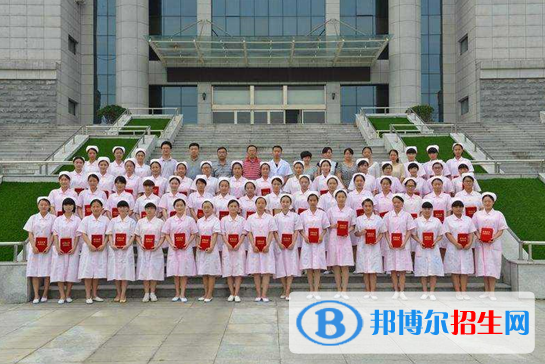 3十2護(hù)理專業(yè)在云南的衛(wèi)校要多少分