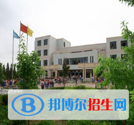 甘肅省靖遠(yuǎn)師范學(xué)校五年制大專2020年學(xué)費(fèi)、收費(fèi)多少