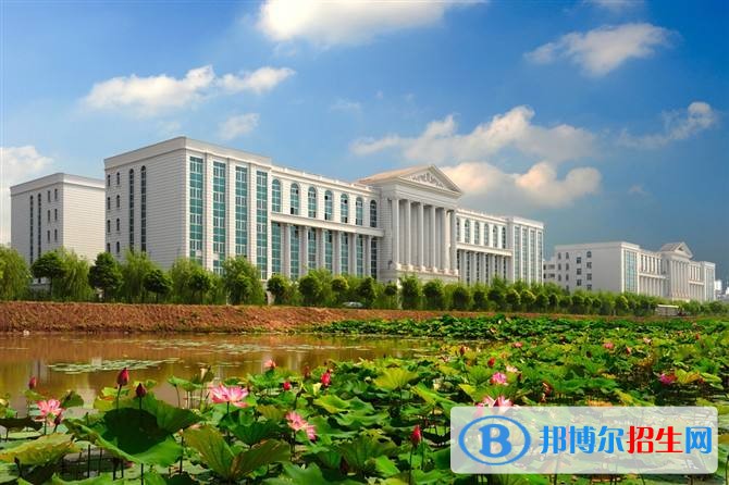 荊州職業(yè)技術(shù)學(xué)院五年制大專(zhuān)2020年宿舍條件