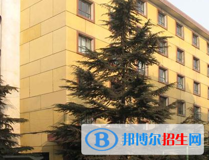 蘭州鐵路技師學院五年制大專2020年招生辦聯(lián)系電話