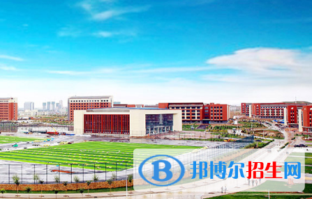 甘肅省醫(yī)藥學(xué)校五年制大專2020年學(xué)費(fèi)、收費(fèi)多少