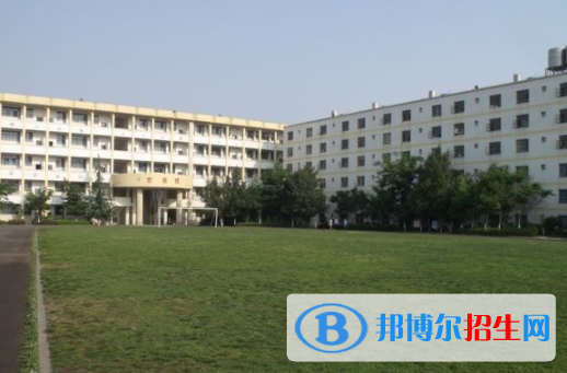 昆明財(cái)經(jīng)管理專修學(xué)校