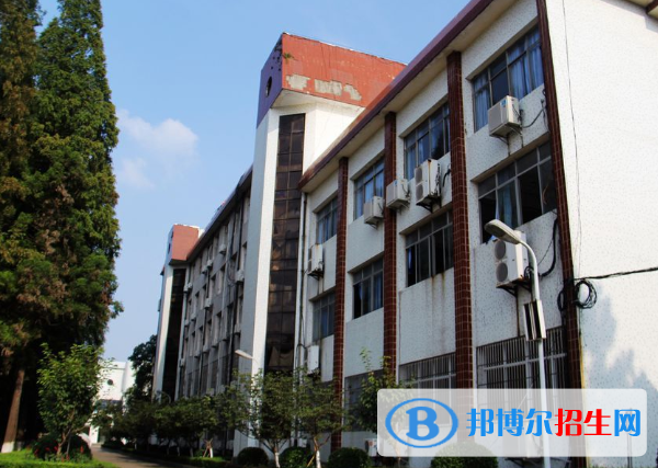 江漢藝術(shù)職業(yè)學(xué)院五年制2020年宿舍條件