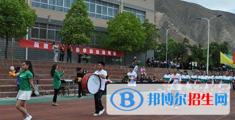 隴南市衛(wèi)生學(xué)校五年制大專2020年學(xué)費(fèi)、收費(fèi)多少