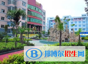 隴南市衛(wèi)生學(xué)校五年制大專(zhuān)2020年招生辦聯(lián)系電話(huà)