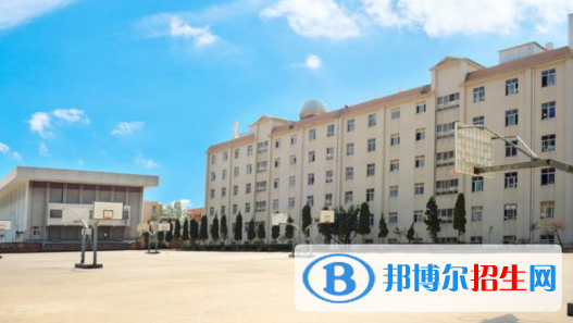 云南中醫(yī)藥中等專業(yè)學校1