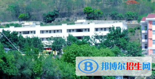 元江縣職業(yè)高級中學(xué)