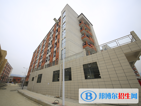 黔南民族幼兒師范高等專科學(xué)校3