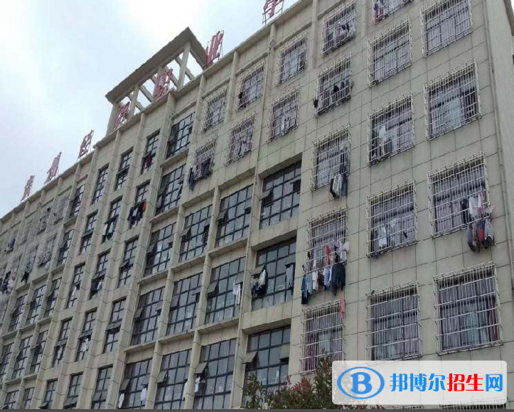 貴州貴陽(yáng)經(jīng)貿(mào)職業(yè)學(xué)校1