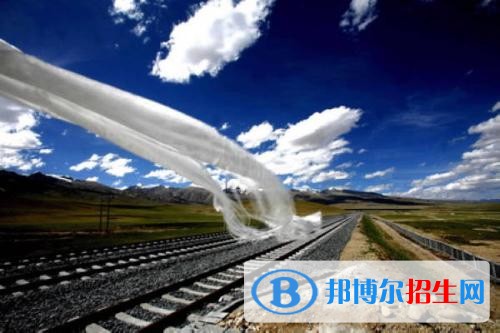 江蘇讀鐵路學(xué)校多少錢(qián)