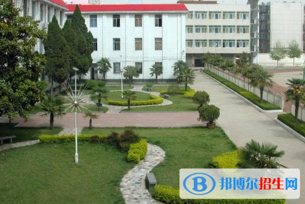 河南好一點(diǎn)的鐵路學(xué)校大專(zhuān)學(xué)校