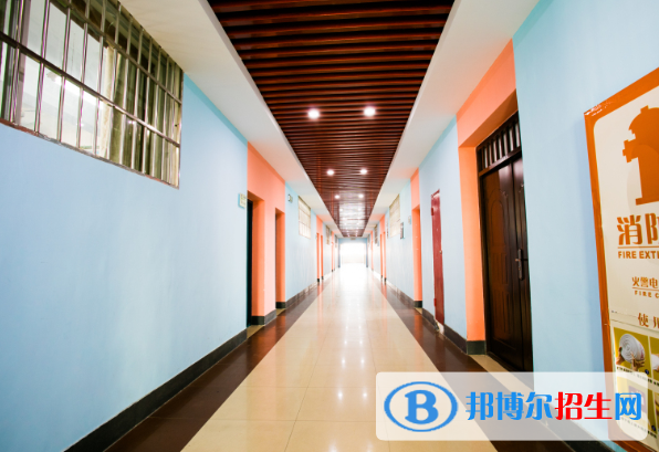 江西機(jī)電職業(yè)技術(shù)學(xué)院五年制大專2020年學(xué)費(fèi)、收費(fèi)多少