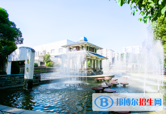江西機電職業(yè)技術(shù)學(xué)院五年制大專2020年招生辦聯(lián)系電話