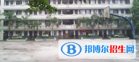 梧州衛(wèi)生學校2020年招生辦聯(lián)系電話 