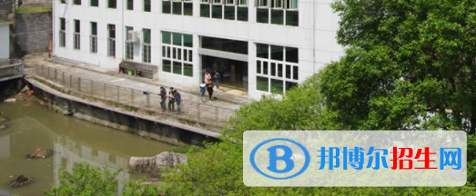 河池衛(wèi)生學(xué)校怎么樣、好不好