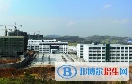 安順職業(yè)技術(shù)高級中學(xué)怎么樣、好不好