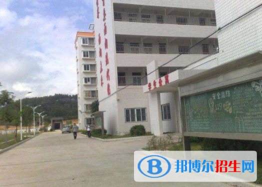 惠來(lái)技工學(xué)校2020年招生辦聯(lián)系電話