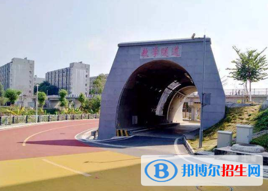 廣西2020年鐵路學(xué)校有哪些專(zhuān)業(yè)好