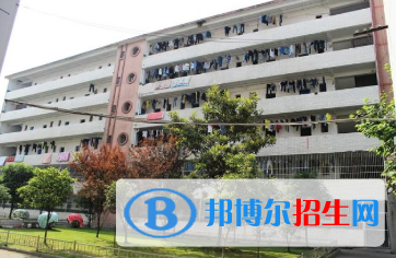 江西輕工業(yè)高級技工學校2020年報名條件、招生要求、招生對象
