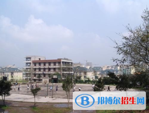 東興區(qū)東方科技職業(yè)技術(shù)學(xué)校2020年有哪些專業(yè)