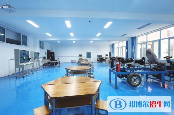 重慶教育管理學(xué)校2020年招生簡章
