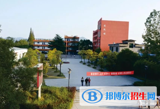 萍鄉(xiāng)湘東職業(yè)中等專業(yè)學(xué)校2020年招生錄取分?jǐn)?shù)線